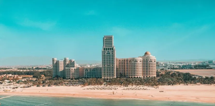 Apartment de 2 dormitorios en Dubai, UAE No. 162826