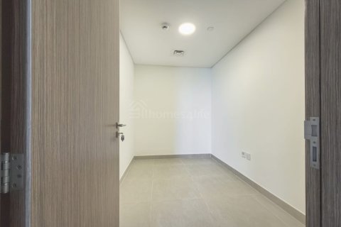 Квартира с 3 спальнями в Mina Rashid, ОАЭ №167005 9