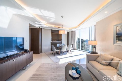 Квартира с 2 спальнями в The Address Residence Fountain Views, ОАЭ №136697 3