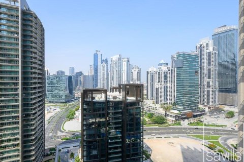 Квартира с 2 спальнями в BLVD Crescent, ОАЭ №136701 16