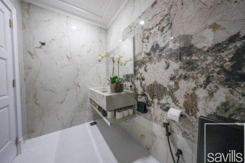 Villa de 6 dormitorios en Palm Jumeirah, UAE No. 136699 25