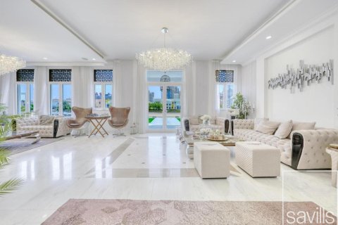 Villa de 6 dormitorios en Palm Jumeirah, UAE No. 136699 9