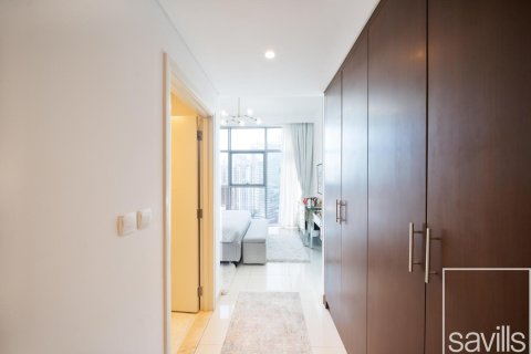 Квартира с 2 спальнями в BLVD Crescent, ОАЭ №136700 8