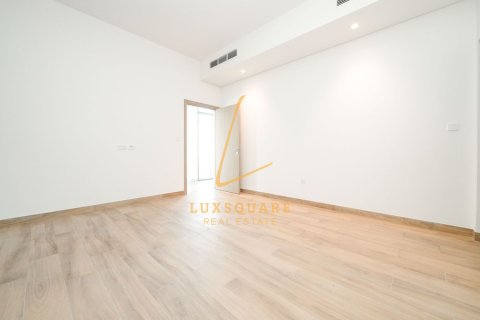 Villa de 4 dormitorios en Murooj Al Furjan, UAE No. 169010 27