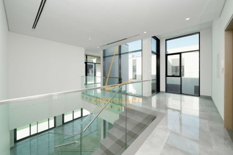 Villa de 4 dormitorios en Murooj Al Furjan, UAE No. 169010 17