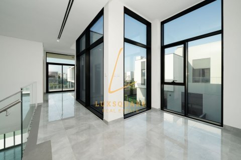 Villa de 4 dormitorios en Murooj Al Furjan, UAE No. 169010 7
