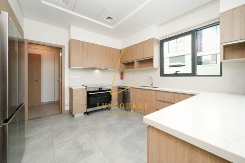 Villa de 4 dormitorios en Murooj Al Furjan, UAE No. 169010 11