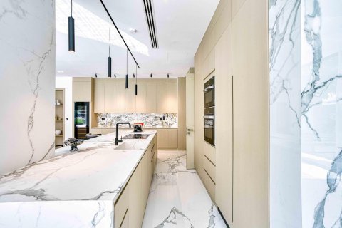 Villa de 5 dormitorios No. 123660 6