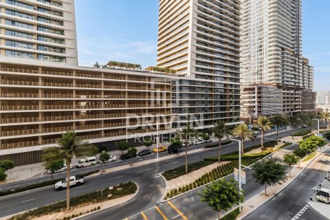 Квартира с 1 спальней в EMAAR Beachfront, ОАЭ №189743 12