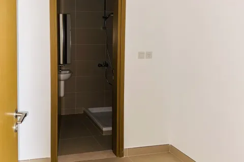 3 bedrooms Apartment No. 127811 11