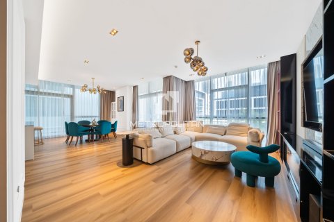 Квартира с 3 спальнями №128975 2