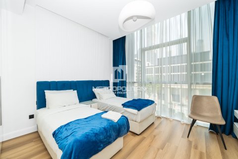 Квартира с 3 спальнями №128975 16