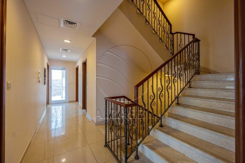 Villa de 4 chambres à Khalifa City, UAE No. 90149 5