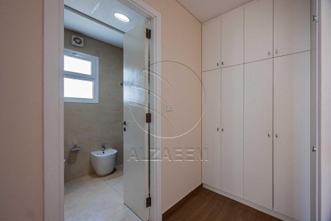 Villa de 4 chambres à Khalifa City, UAE No. 90149 24