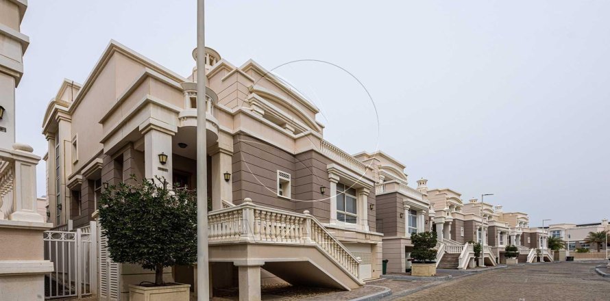Villa de 4 chambres à Khalifa City, UAE No. 90149