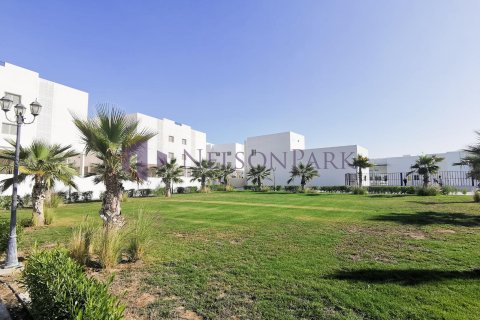 2 bedrooms Apartment in Umm Salal Mohammed, Qatar No. 60923 8