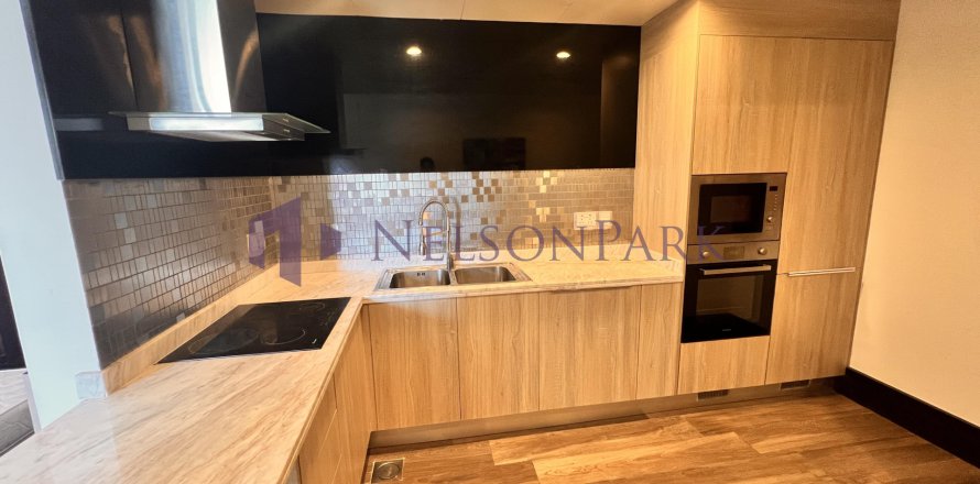 Studio Apartment in Doha, Qatar No. 60941