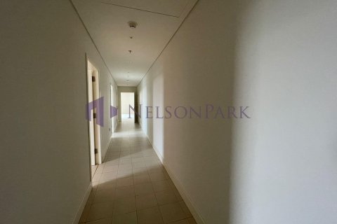3 bedrooms Apartment in Doha, Qatar No. 58451 10