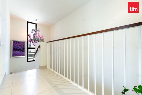 3 bedrooms Villa in Dubai, UAE No. 164906 11