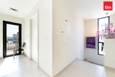 3 bedrooms Villa in Dubai, UAE No. 164906 14