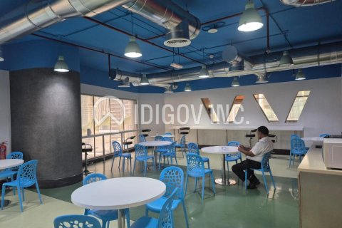 93m² Building in Dubai Media City, UAE No. 87811 19