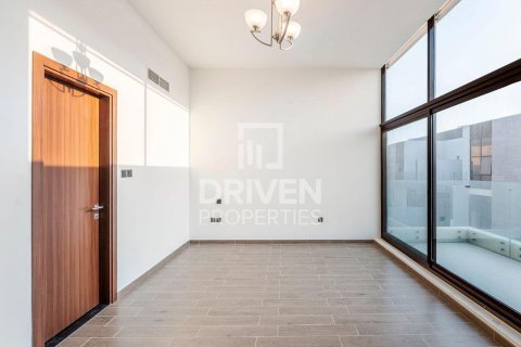 Townhouse de 4 dormitorios en District 11, UAE No. 190318 11