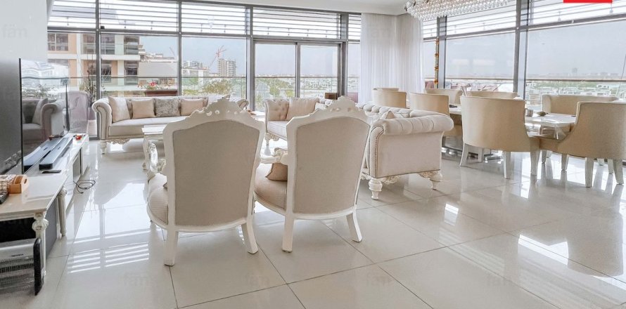 Квартира с 3 спальнями в Дубай Хилс Эстейт, ОАЭ №137492