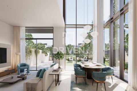 Villa de 3 dormitorios en Dubai Land, UAE No. 85098 2