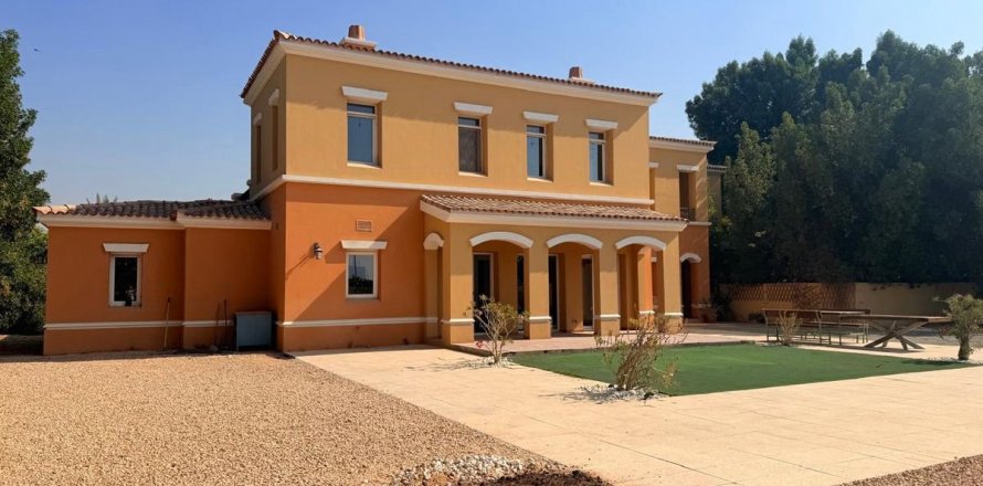 Таунхаус с 4 спальнями  №126195