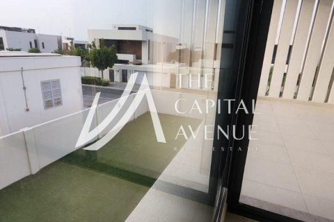 Villa de 5 dormitorios en  Yas Island, UAE No. 185615 18