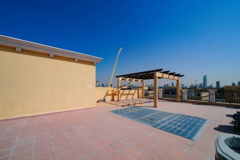 Villa de 4 dormitorios en Jumeirah Park, UAE No. 150297 27