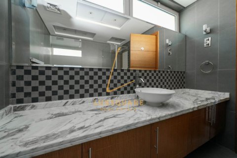 Villa de 4 dormitorios en Jumeirah Park, UAE No. 150297 24