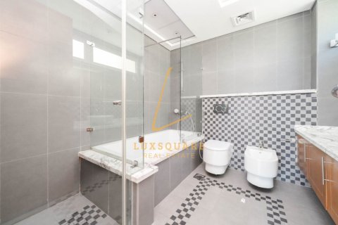 Villa de 4 dormitorios en Jumeirah Park, UAE No. 150297 25