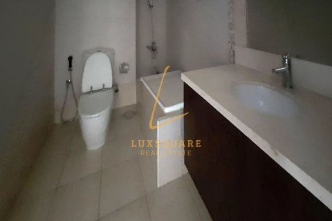 Apartment de 3 dormitorios en Executive Towers, UAE No. 150295 14