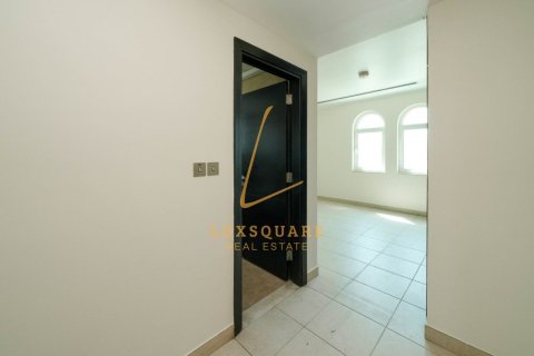 Villa de 4 dormitorios en Jumeirah Park, UAE No. 150296 14