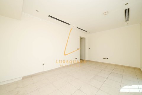 Villa de 4 dormitorios en Jumeirah Park, UAE No. 150296 13