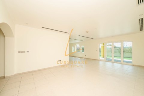Villa de 4 dormitorios en Jumeirah Park, UAE No. 150296 6