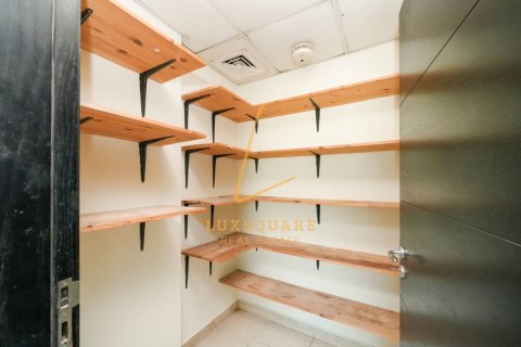 Villa de 4 dormitorios en Jumeirah Park, UAE No. 150296 25