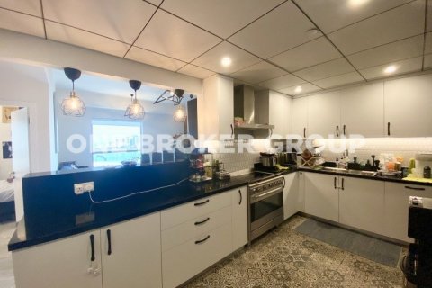 Apartment de 4 dormitorios en RIMAL Dubai, UAE No. 95715 16
