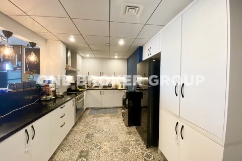 Apartment de 4 dormitorios en RIMAL Dubai, UAE No. 95715 15