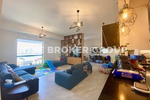 Apartment de 4 dormitorios en RIMAL Dubai, UAE No. 95715 12