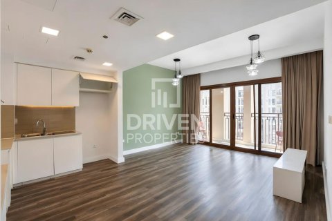 Квартира с 2 спальнями в Zahra Breeze Apartments, ОАЭ №188553