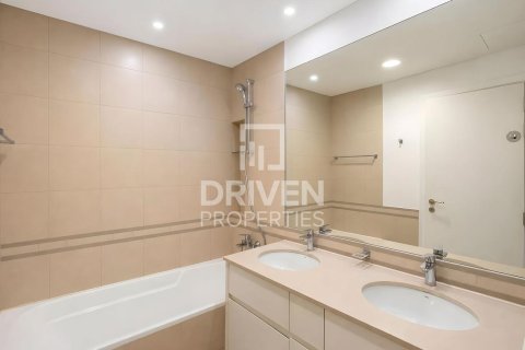 Квартира с 2 спальнями в Zahra Breeze Apartments, ОАЭ №188553 17