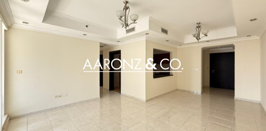 Квартира с 2 спальнями в Джумейра Лейк Тауэрс, ОАЭ №144914