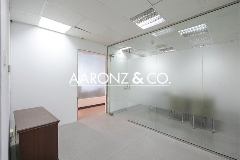 149m² Office in Business Bay, UAE No. 144911 11