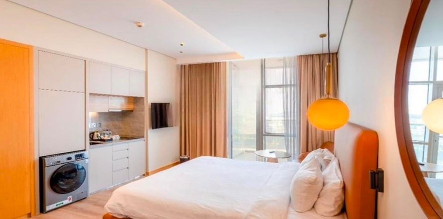 Studio Apartment in Jumeirah Village Triangle, UAE No. 195091