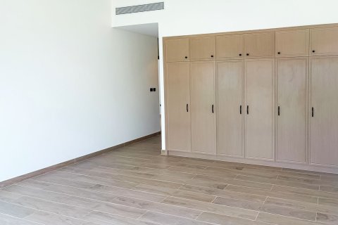 6 bedrooms Villa in Damac Lagoons, UAE No. 195086 12