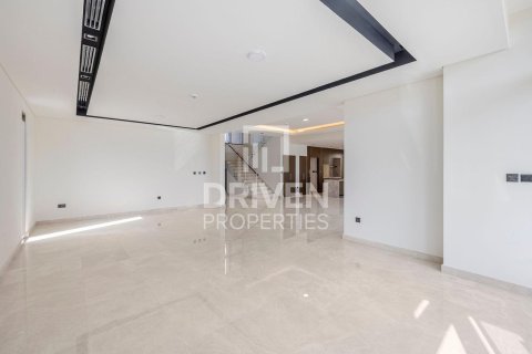 5 غرفة نوم  فيلا في Golf Place, الإمارات العربية المتحدة رقم 85682 4