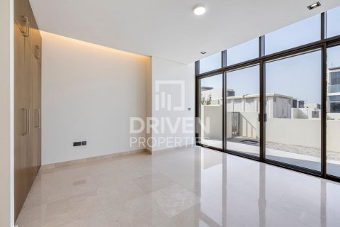 5 غرفة نوم  فيلا في Golf Place, الإمارات العربية المتحدة رقم 85682 25