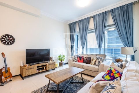 Apartment de 1 dormitorio en Lake Elucio, UAE No. 85698 3